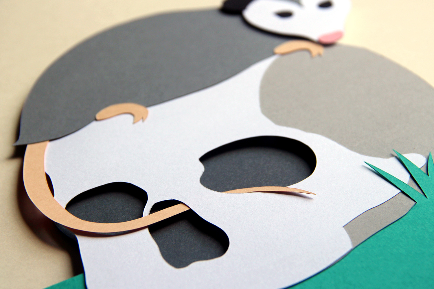 la-zarigueya-de-Schrodinger_06 Detalle de ilustración mediante capas en papercut