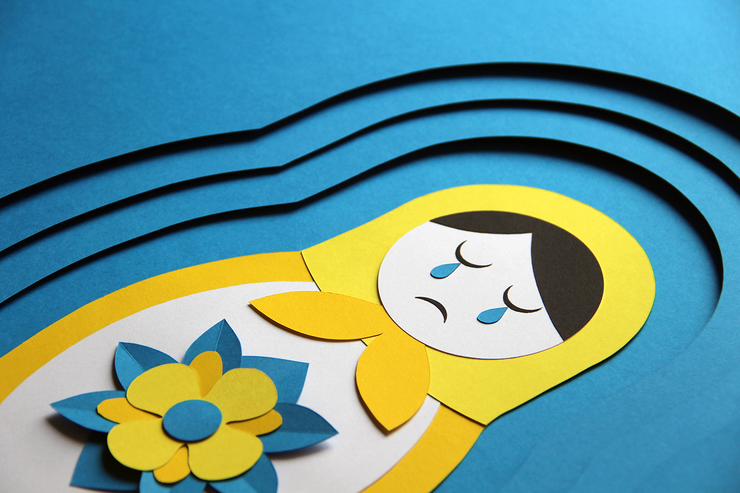 rusos-contra-la-guerra-05 Detalle de ilustración en papercut, mediante capas de papel